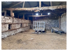 corps de Ferme avec terre  et lac