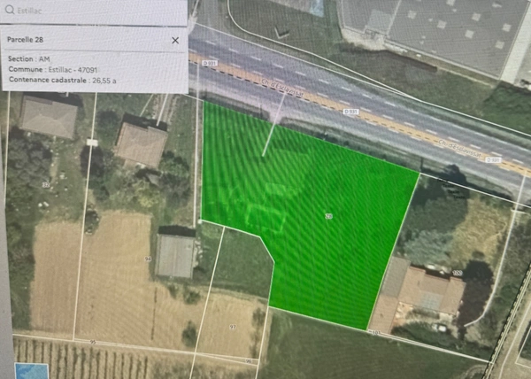 TERRAIN PROFESSIONNEL À VENDRE – ESTILLAC (ZONE UX)