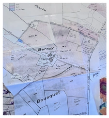 corps de Ferme avec terre  et lac