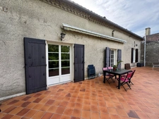 Maison de village 140 m² avec vue panoramique et fort potentiel à Moncaut (47)