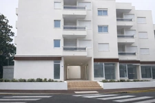 Dpt Charente Maritime (17), à vendre LES MATHES Local commercial 37.31m2 carrez+terrasses de10m2