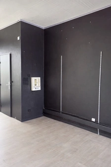 Dpt Charente Maritime (17), à vendre LES MATHES Local commercial 37.31m2 carrez+terrasses de10m2