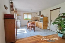 House from 2006 – 6 rooms – 142m² living space – 700m² of land 