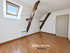 Maison mitoyenne rénovée en 2006 – Saint-Maugan – 4 pièces – 116 m² habitables – terrain de 800 m²