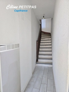 Appartement Duplex T3 – 63m² – Centre-ville de Montfort sur Meu