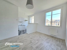 Appartement Duplex T3 – 63m² – Centre-ville de Montfort sur Meu