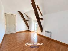 Maison mitoyenne rénovée en 2006 – Saint-Maugan – 4 pièces – 116 m² habitables – terrain de 800 m²