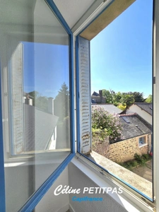 Appartement Duplex T3 – 63m² – Centre-ville de Montfort sur Meu