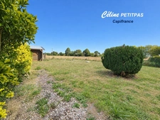 Maison mitoyenne rénovée en 2006 – Saint-Maugan – 4 pièces – 116 m² habitables – terrain de 800 m²