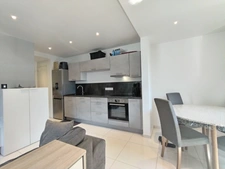 🏡 À vendre – 2 pièces RDJ rénové avec terrasse privative – Antibes proche centre