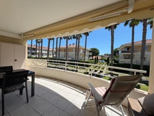 Antibes Val Claret – Superb 2-room apartment facing south with terrace in a residence with swimming pool