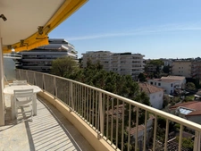 ✨ Exceptional - 2-bedroom apartment - Panoramic sea view - Parking and cellar - Juan-les-Pins