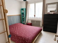 Local commercial avec vitrine et appartement T3 – Bien rare à usage mixte