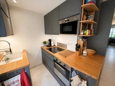 Local commercial avec vitrine et appartement T3 – Bien rare à usage mixte