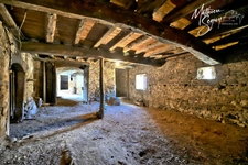 Small farmhouse P3 on 1860m² + 2 ha of agricultural land.