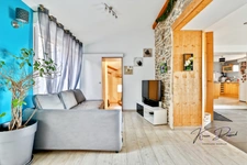 🏡 Rare sur le secteur ! Authentique maison en pierre avec vue panoramique, jardin, dépendances et aucun vis-à-vis : un véritable coup de cœur à découvrir à Sainte-Catherine.
