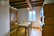 Small farmhouse P3 on 1860m² + 2 ha of agricultural land.