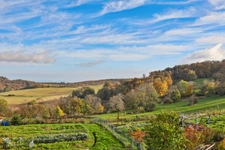 🏡 Rare sur le secteur ! Authentique maison en pierre avec vue panoramique, jardin, dépendances et aucun vis-à-vis : un véritable coup de cœur à découvrir à Sainte-Catherine.