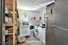 *** TROP TARD SOUS COMPROMIS ***  Coup de cœur assuré : Maison 135 m² avec jardin, garage double et suite parentale — Sainte-Catherine (69)