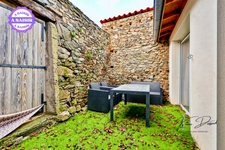 Maison en pierre à Sainte-Catherine (69) – Charme authentique et confort avec vue imprenable !