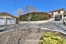 *** TROP TARD SOUS COMPROMIS ***  Coup de cœur assuré : Maison 135 m² avec jardin, garage double et suite parentale — Sainte-Catherine (69)