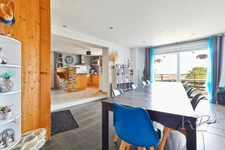 🏡 Rare sur le secteur ! Authentique maison en pierre avec vue panoramique, jardin, dépendances et aucun vis-à-vis : un véritable coup de cœur à découvrir à Sainte-Catherine.