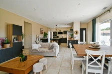 Villa Plain-pied Contemporaine 124m² – Piscine – Terrain 750m² – Aumelas (34)