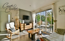 Hérault department (34), for sale in SAINT-ANDRE DE SANGONIS, modern 4-bedroom villa of 86m² on 300m² of land with a covered terrace under a pergola and above-ground swimming pool