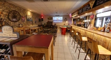 À Vendre BAR a biere  et  Restaurant avec logement de fonction parking