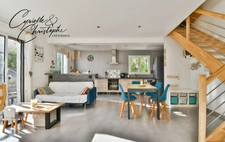 Hérault department (34), for sale in SAINT-ANDRE DE SANGONIS, modern 4-bedroom villa of 86m² on 300m² of land with a covered terrace under a pergola and above-ground swimming pool