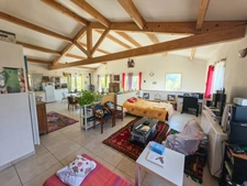 🎨 Rare ! Villa d'architecte sans vis-à-vis : Séjour XXL, atelier de 30 m² et vue à 180° sur 3300 m² de nature.