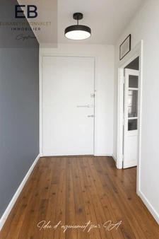 A vendre - Corps de ferme au charme rustique avec un fort potentiel de division - Saint-Laurent-De-Mûre