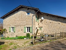 RARE : grande et belle maison en pierres de 6 pièces