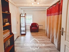 Charmante maison en pierres de 6 pièces.