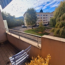 Appartement T3 avec balcon et cave – Entrée de Lons-le-Saunier