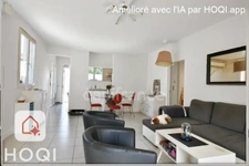 SINGLE-STORY HOUSE WITH POOL IN MARMANDE LOLYA