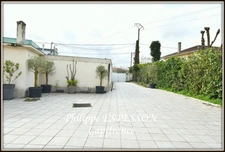SINGLE-STORY HOUSE WITH POOL IN MARMANDE LOLYA