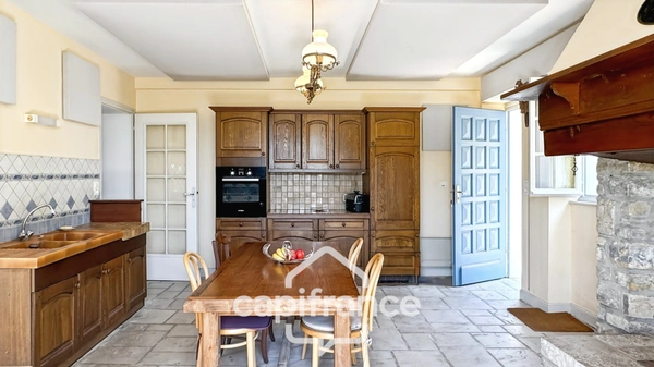 MAISON DE MAÎTRE DE CARACTÈRE SUR 6HA DE TERRAIN
