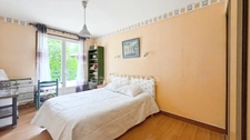 TOWNHOUSE WITH OUTBUILDINGS – EXCLUSIVE LISTING