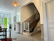 ORLEANS center, bourgeois house for sale, with garden and elevator, rare