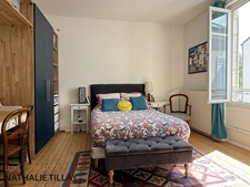 ORLEANS Dunois,  appartement bourgeois T5 a vendre, grand garage, cave, petite copropriéte, cour commune, exclusivité.