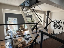 Orleans hyper centre, appartement loft à vendre. Patio interieur. Terrasse a ciel ouvert , salle de sport , garage. Unique.