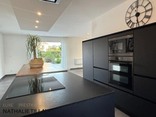 Maison à vendre COMBLEUX , maison d’architecte contemporaine avec jardin , piscine, à deux pas de la Loire 