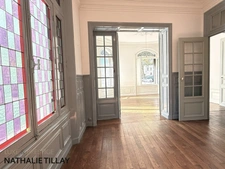 Orleans city center, elegant 5-room apartment for sale. 