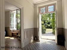 ORLEANS center, bourgeois house for sale, with garden and elevator, rare