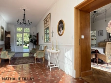 Saint-Jean-le-Blanc, near Orleans, for sale, 19th-century manor house of 423 m² of living space, with swimming pool, wooded grounds of 4,655 m²  