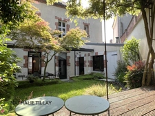 For sale ORLEANS Dunois, bourgeois house with garden