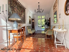 Saint-Jean-le-Blanc, near Orleans, for sale, 19th-century manor house of 423 m² of living space, with swimming pool, wooded grounds of 4,655 m²  