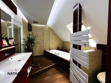 La chapelle St Mesmin, near Orleans, architect's house of 200 m² for sale, swimming pool, open view of the woods, land 1700 m²