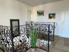 Saint Denis en val, near Orleans, contemporary house from 2005, landscaped garden and swimming pool   